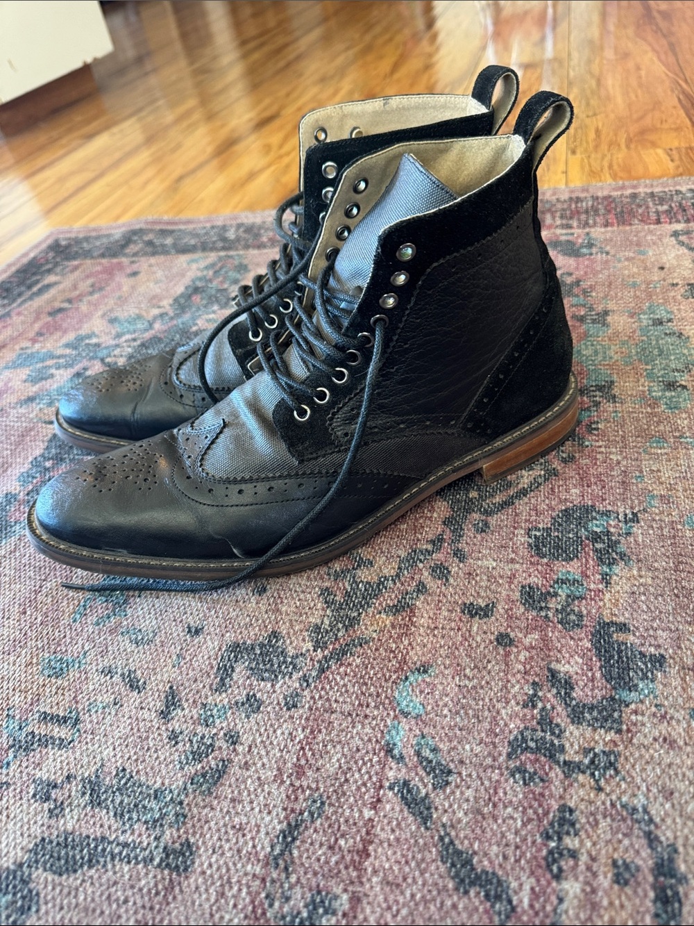 Stacy Adams Black Leather Wingtip Chukka Boots - Picture 4 of 10